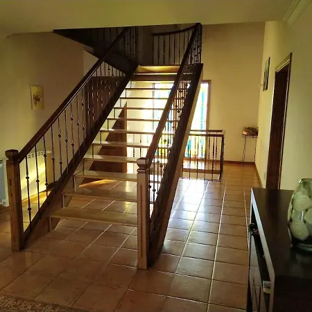 4 Bedrooms Villa With City View Private Pool And Enclosed Garden At Macedo De Cavaleiros マセド・デ・カヴァレイロス