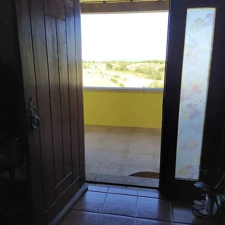 4 Bedrooms Villa With City View Private Pool And Enclosed Garden At Macedo De Cavaleiros * マセド・デ・カヴァレイロス