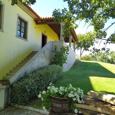 4 Bedrooms Villa With City View Private Pool And Enclosed Garden At Macedo De Cavaleiros マセド・デ・カヴァレイロス