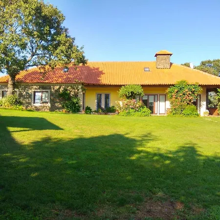 4 Bedrooms Villa With City View Private Pool And Enclosed Garden At Macedo De Cavaleiros ヴィラ *