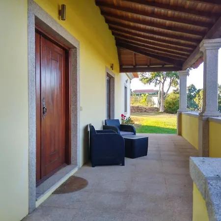 4 Bedrooms Villa With City View Private Pool And Enclosed Garden At Macedo De Cavaleiros マセド・デ・カヴァレイロス